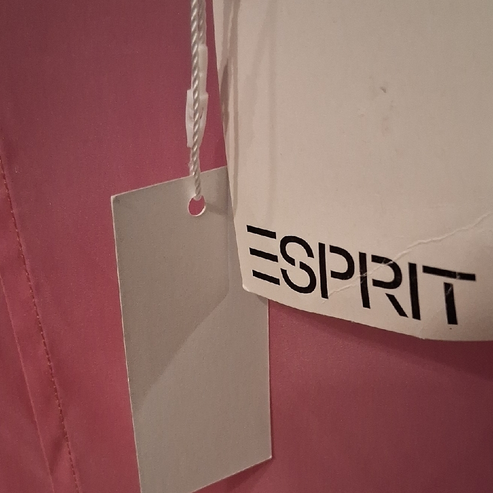 Esprit Sheer Sleeveless Tank Top in Pink - Picture 5 of 6